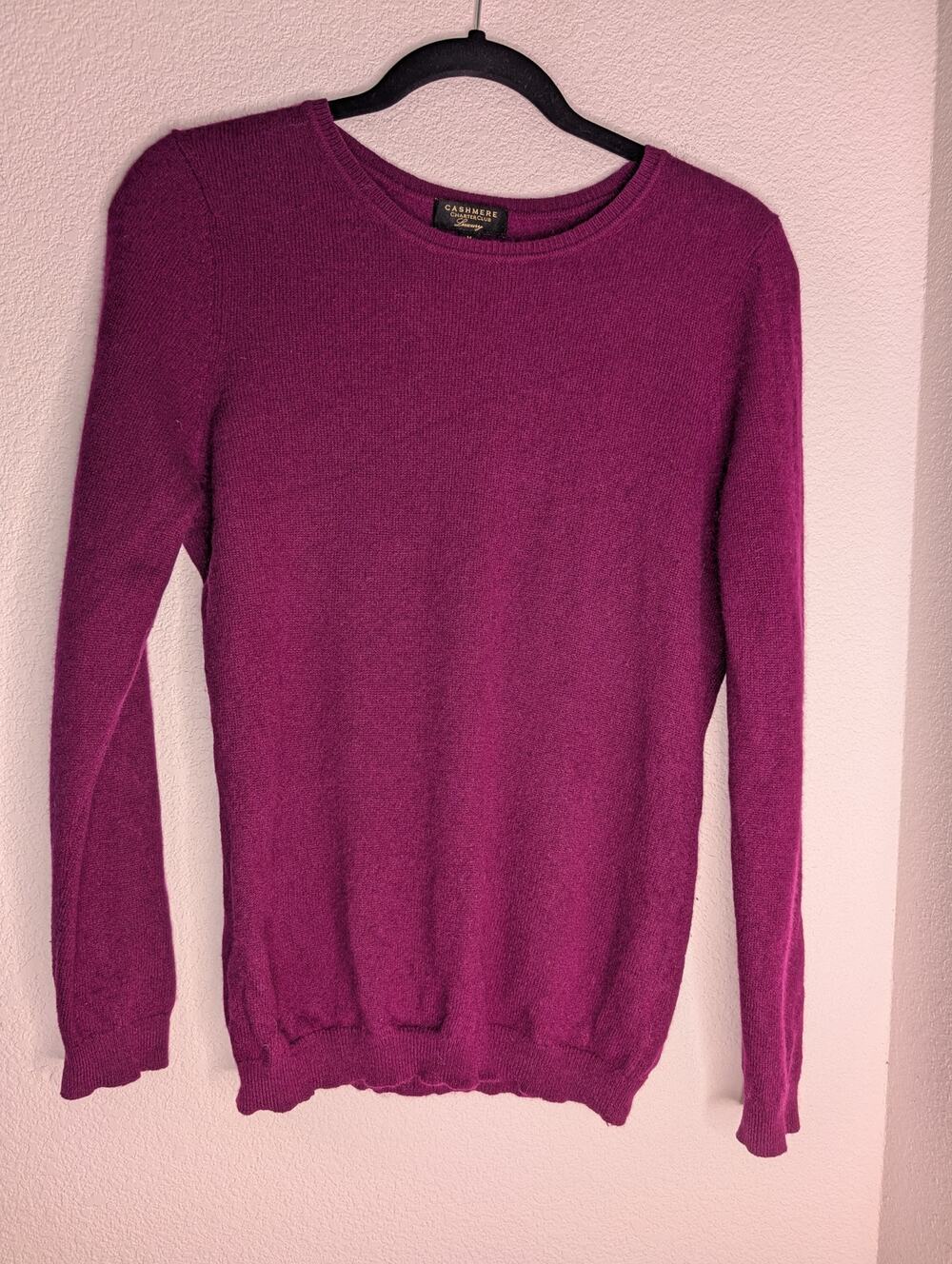 Charter Club Women's Luxury Cashmere V Neck Sweater M Magenta Ribbed Chic Soft
